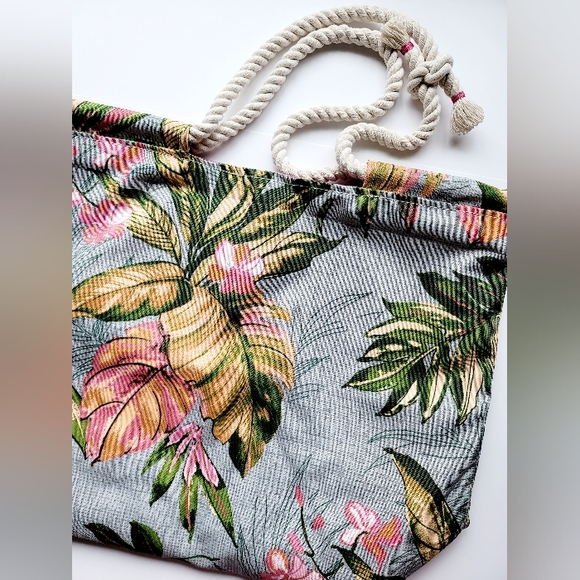Womens Large Tropical Travel Tote - Picture 3 of 6